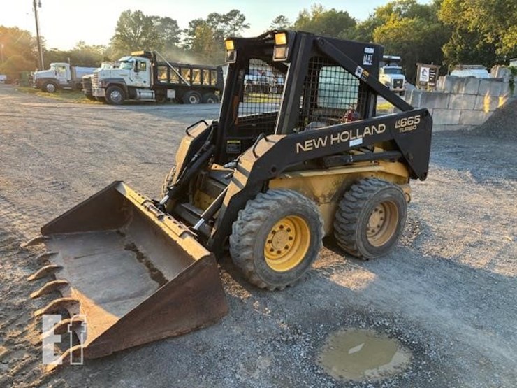 new-holland-lx665-image-1