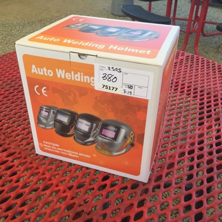 Unused Auto Darkening Welding Helmet.