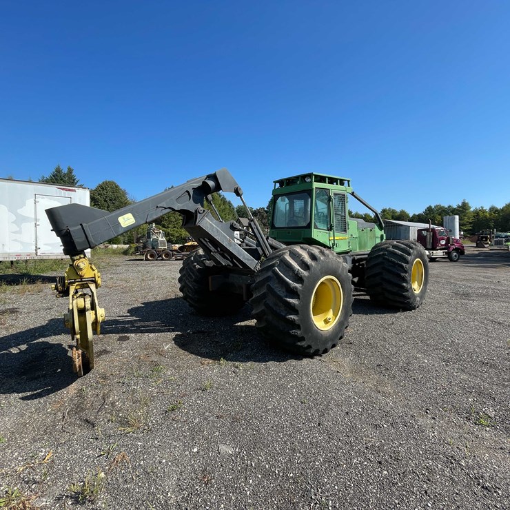 2000 JOHN DEERE 660