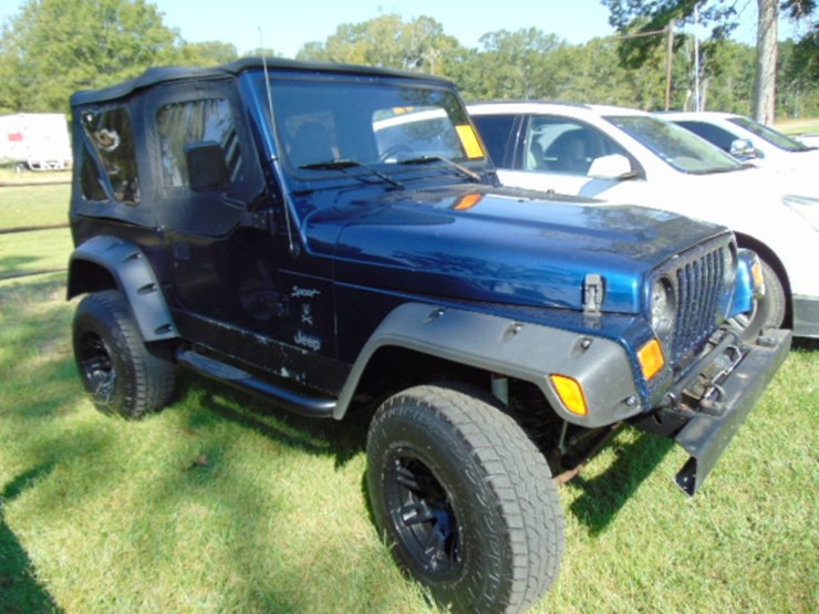 2002-jeep-wrangler-sport-image-2