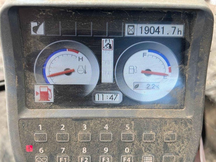 2010-deere-350d-image-27