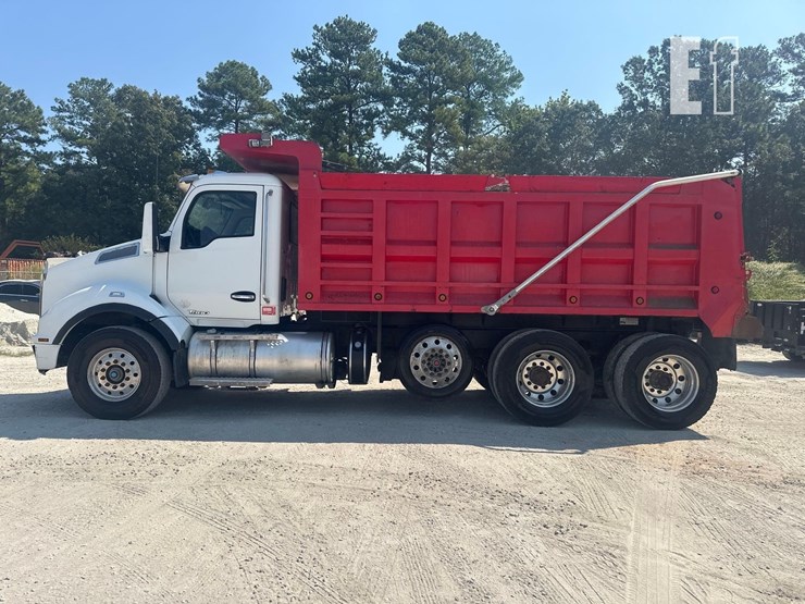 2016-kenworth-t880-image-8