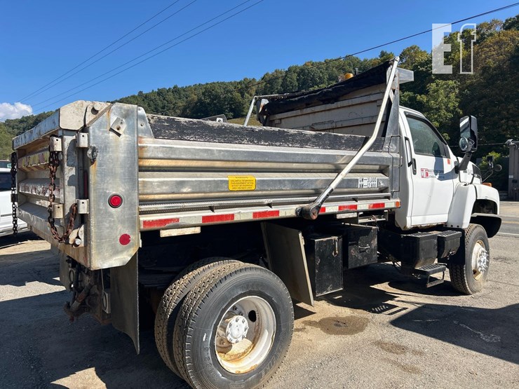 2008-gmc-topkick-c7500-image-3