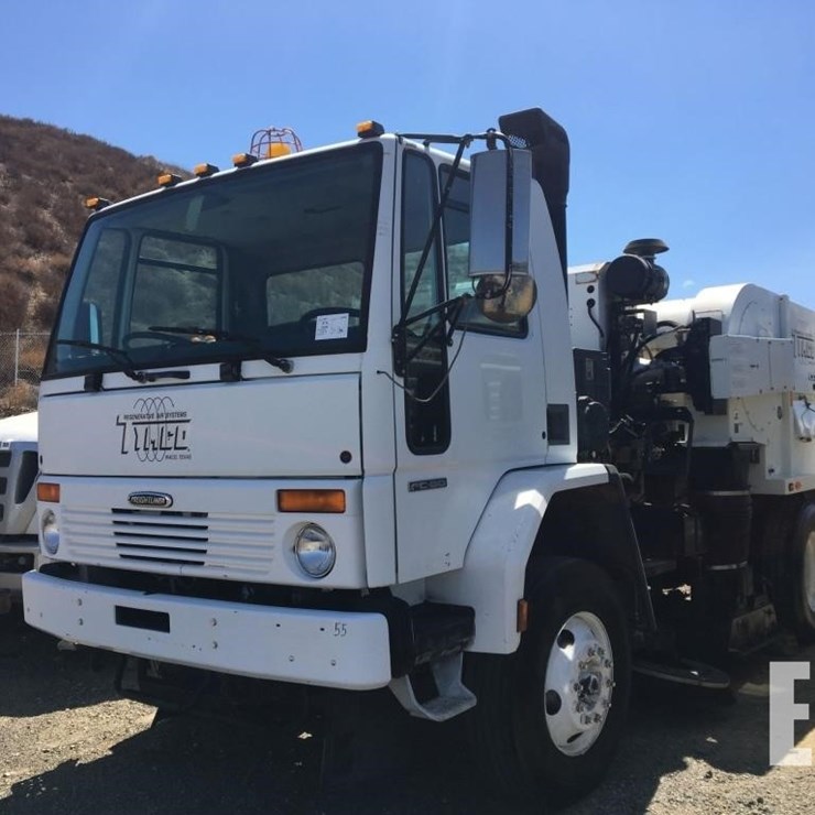 2006 FREIGHTLINER FC80