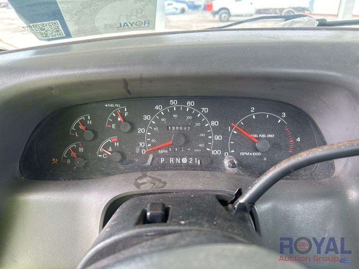 2000-ford-f550-image-8