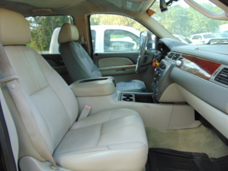 2009-gmc-sierra-1500-image-8