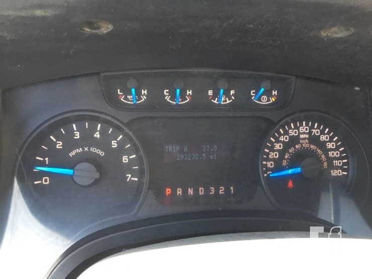 2013-ford-f150-xl-image-6