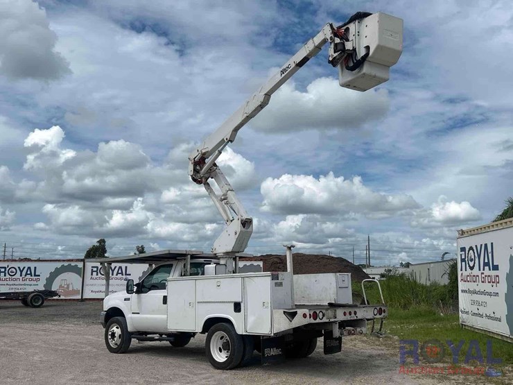 2000-ford-f550-image-31