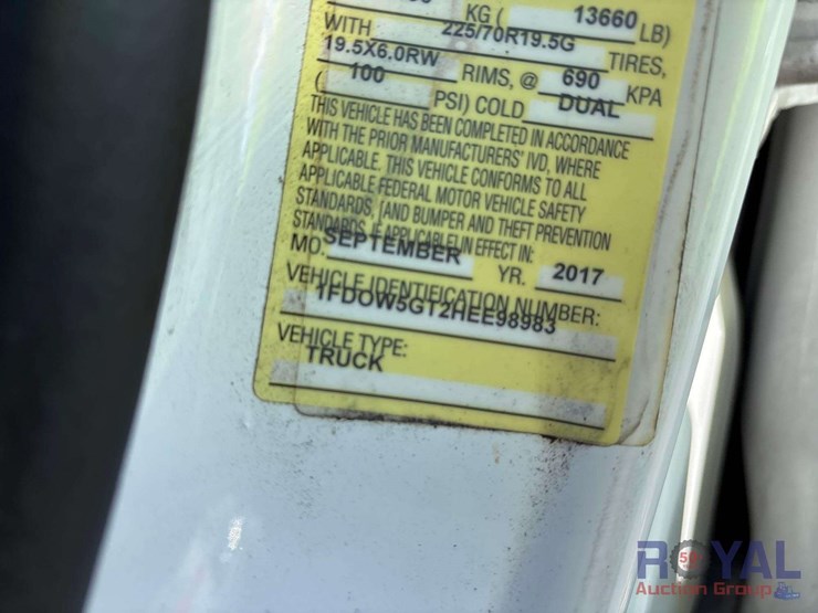 2017-ford-f550-image-5