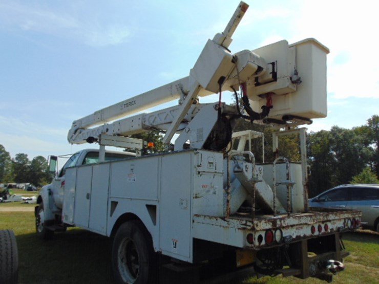 2004-ford-f750-image-6