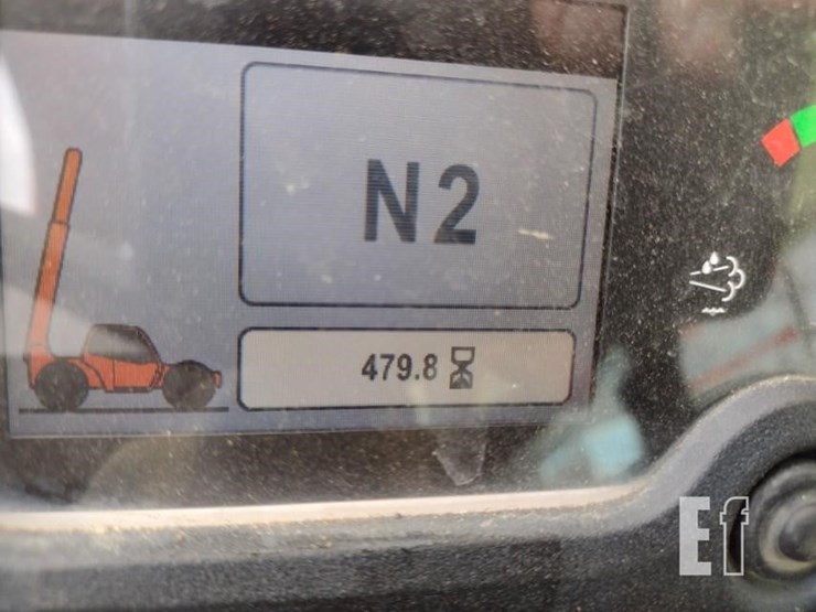 2023-jlg-1055-image-5