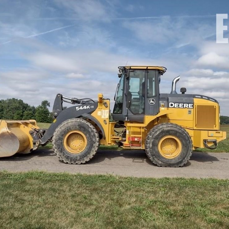 DEERE 544KII