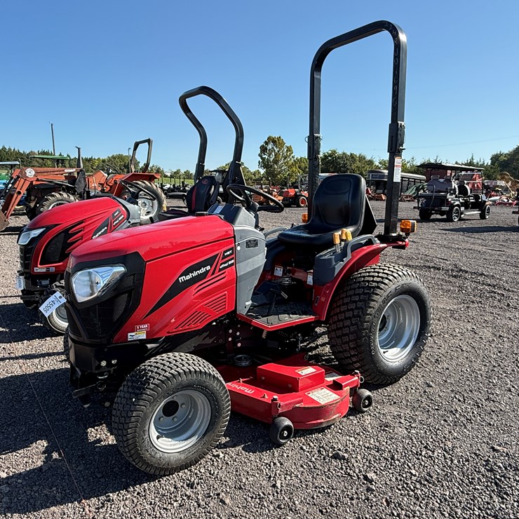 MAHINDRA EMAX 22