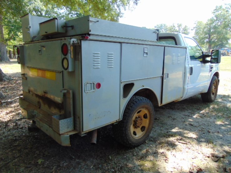 2008-ford-f350-xl-image-2