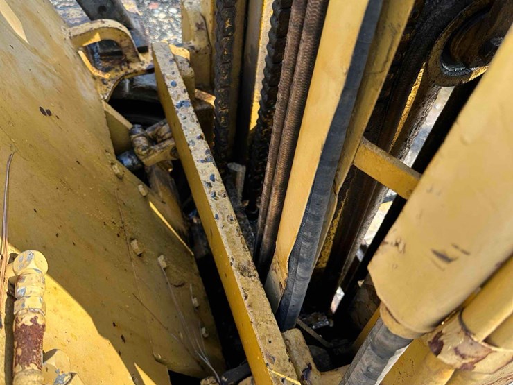 caterpillar-v50c-image-5