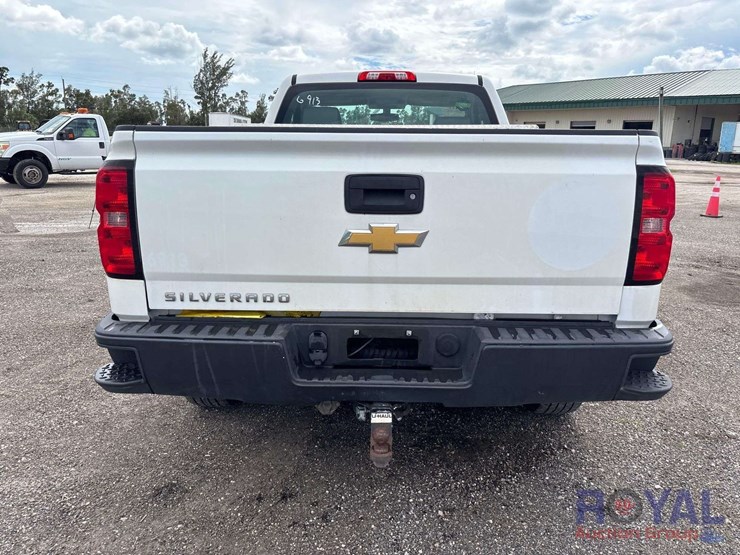 2015-chevrolet-silverado-1500-image-18