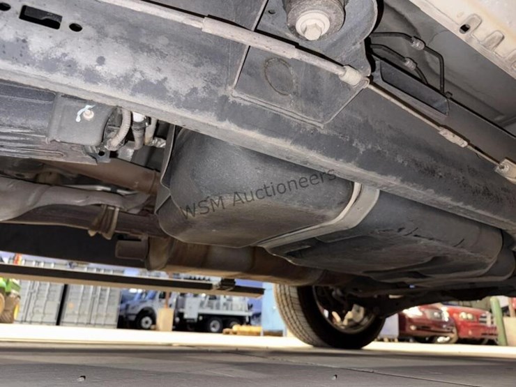 2013-ford-expedition-limited-image-28
