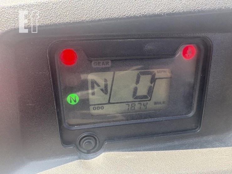 2014-honda-pioneer-700-image-5
