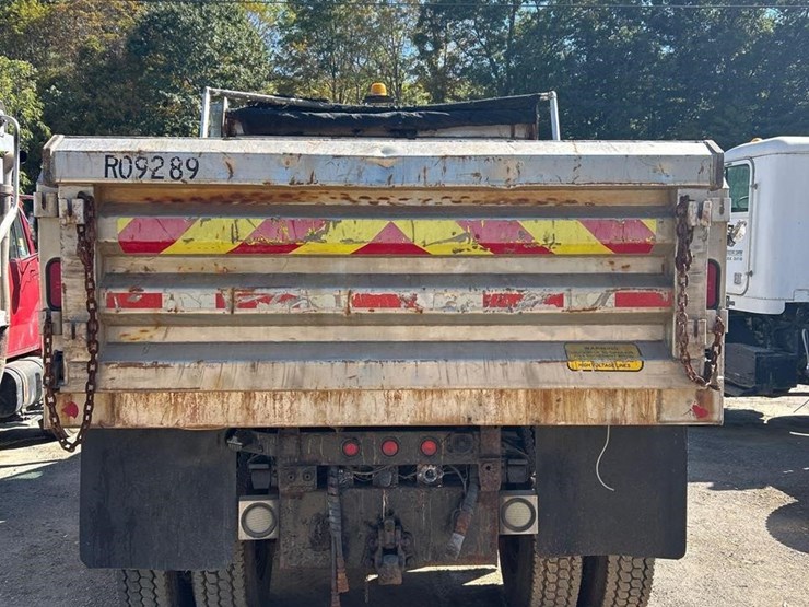 2008-gmc-topkick-c7500-image-23