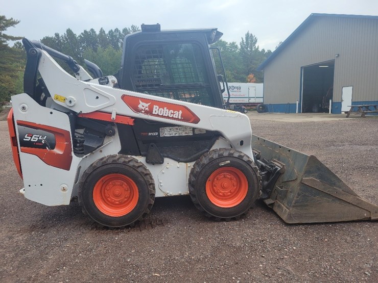 2021-bobcat-s64-image-4