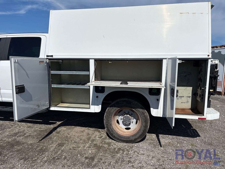 2017-ford-f550-image-22