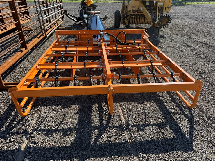 #96-•-landhonor-skid-steer-accumulator-grapple-image-1