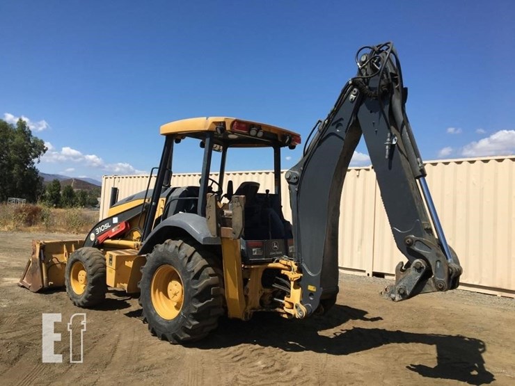 2017-deere-310sl-image-4