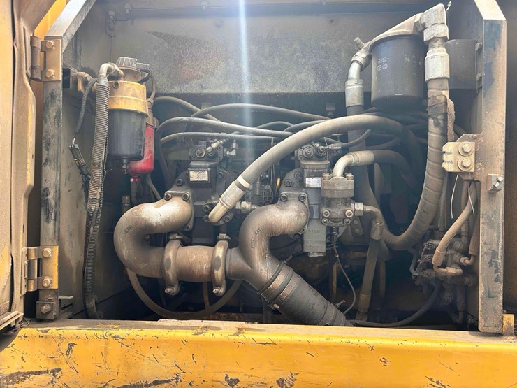 2010-deere-350d-image-20