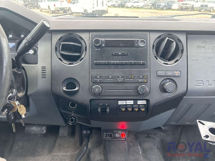 2013-auto-crane-6406h-image-11