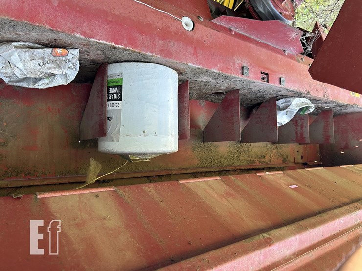new-holland-660-image-25