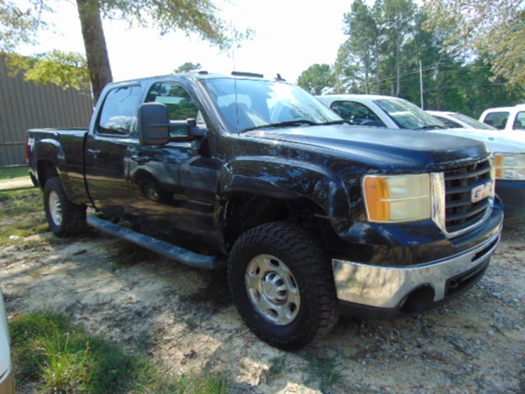2009-gmc-sierra-1500-image-2