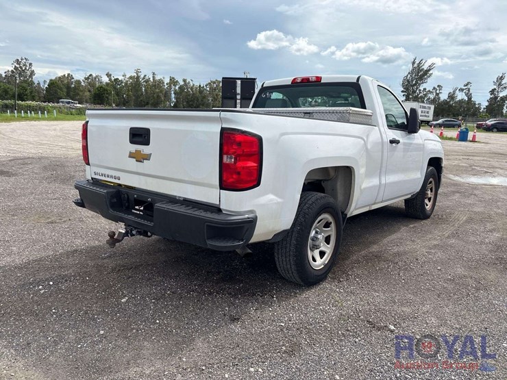 2015-chevrolet-silverado-1500-image-3
