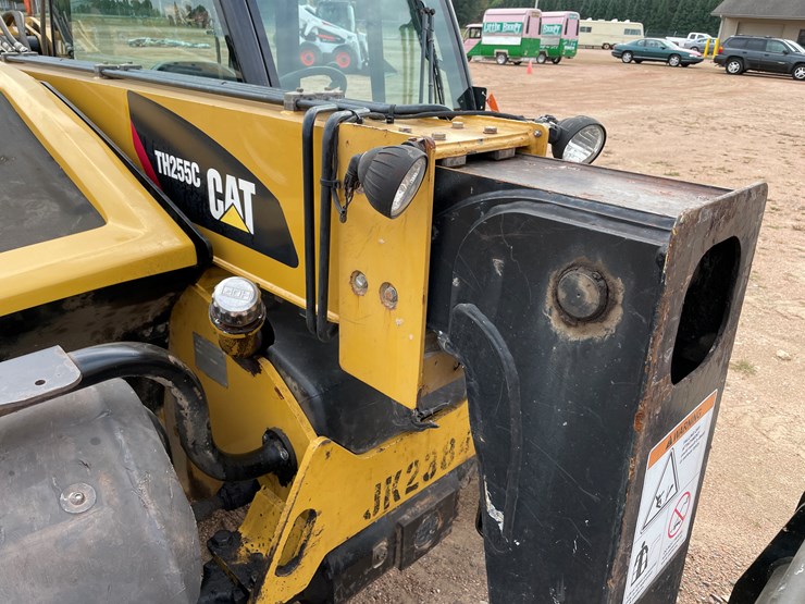 caterpillar-th255c-image-17