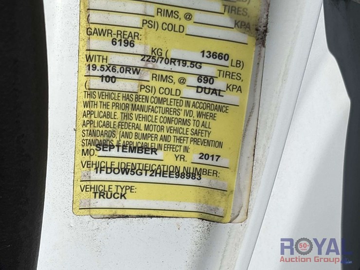 2017-ford-f550-image-6