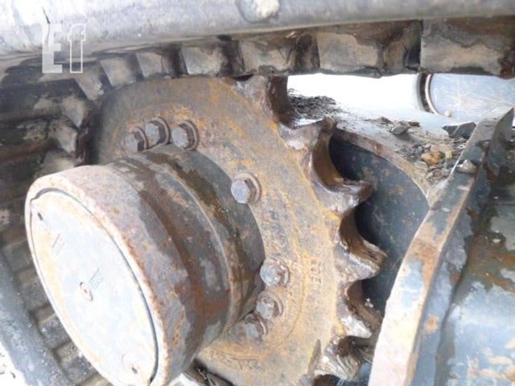 2021-takeuchi-tl8r-image-36
