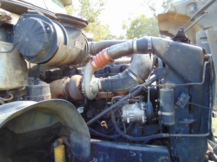 (t)-2003-mack-700-dump-truck-image-11