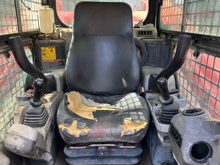 kubota-svl90-image-13