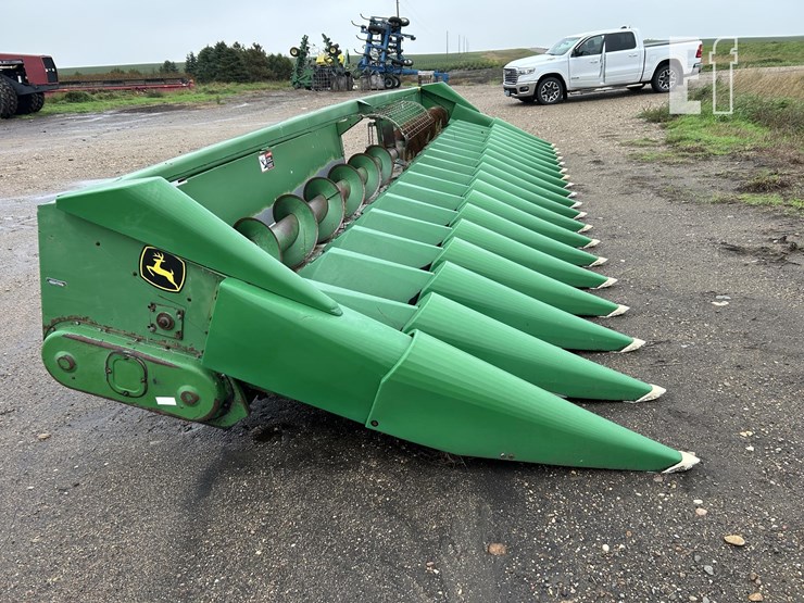 john-deere-1240-image-8