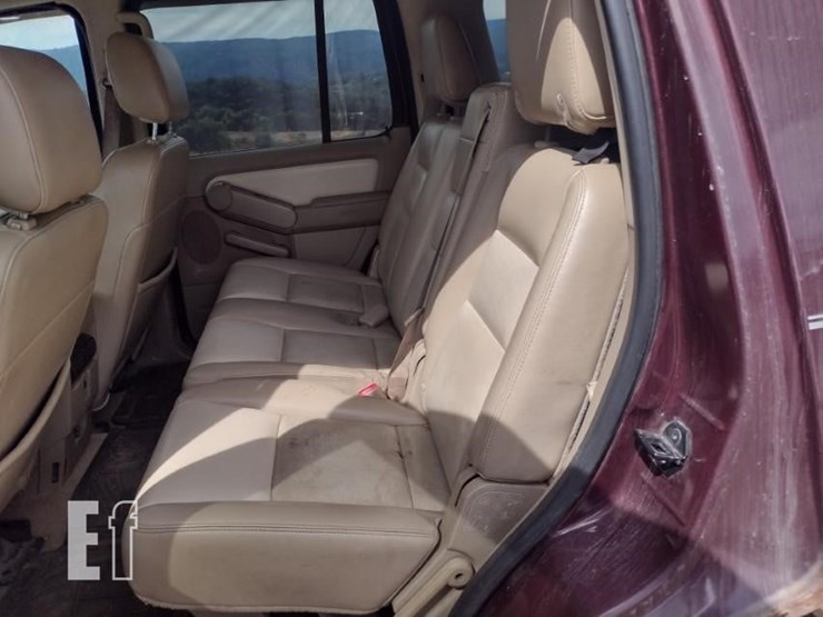 2007-ford-explorer-eddie-bauer-image-15