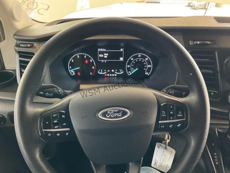2022-ford-transit-image-23