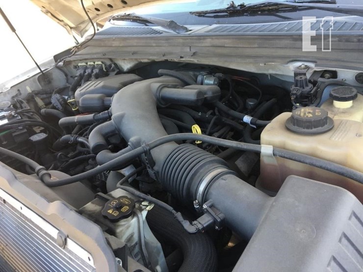 2008-ford-f550-xl-image-10