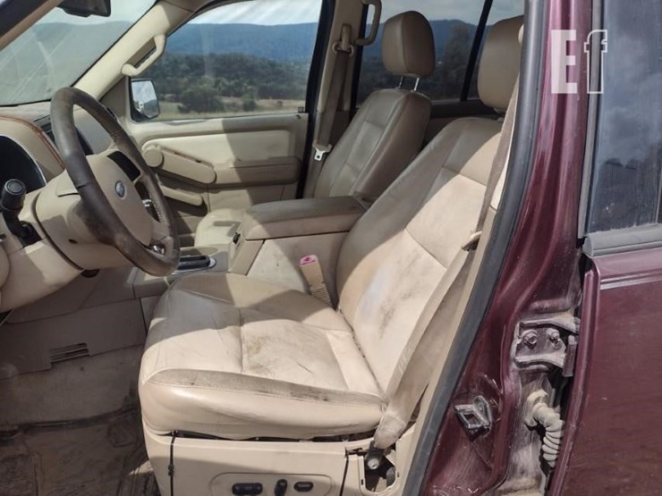 2007-ford-explorer-eddie-bauer-image-12