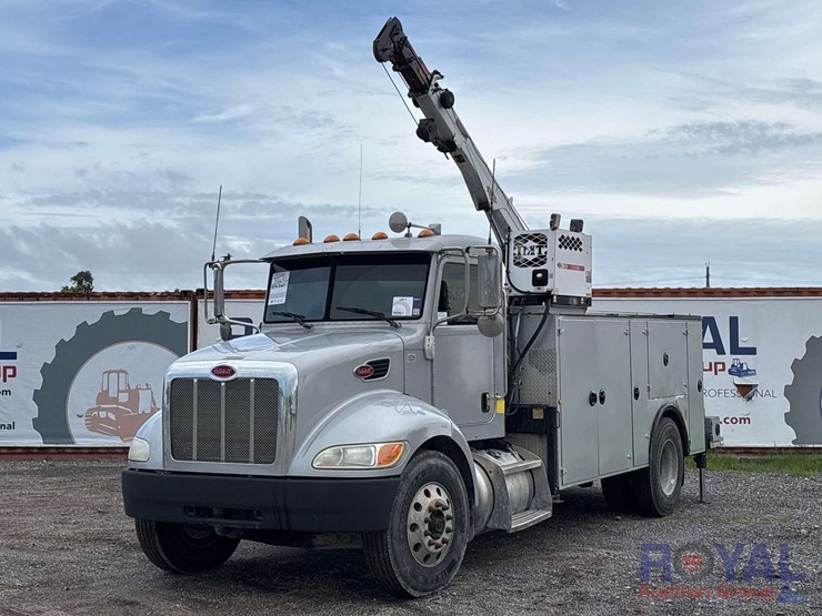 2014-peterbilt-337-image-1