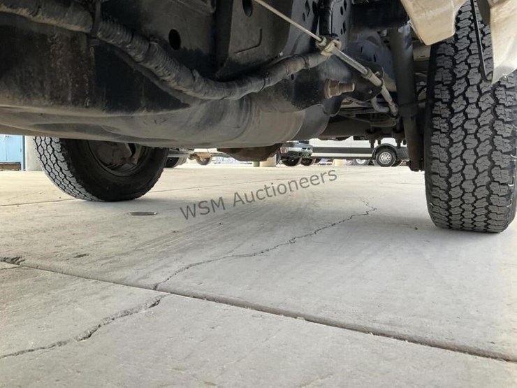 2014-ford-f150-image-25