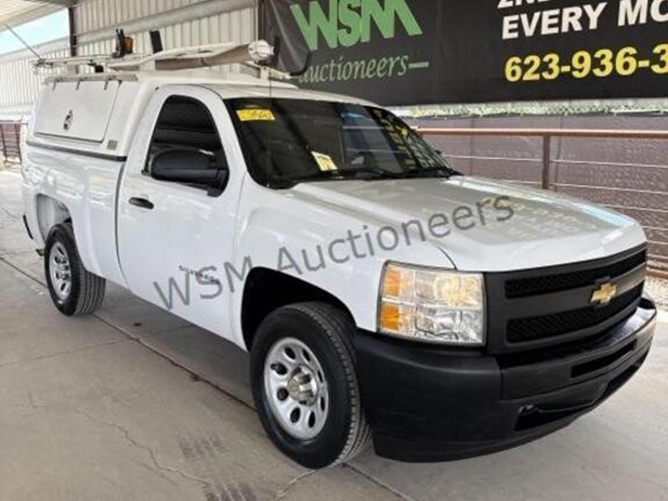 2012-chevrolet-silverado-1500-image-2