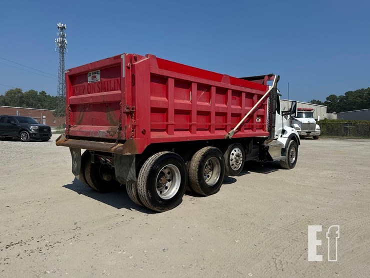 2016-kenworth-t880-image-3