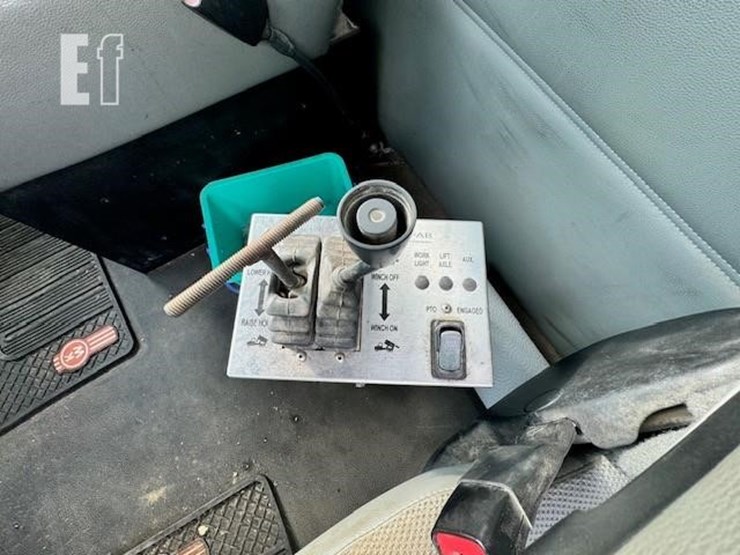 2017-kenworth-t880-image-14