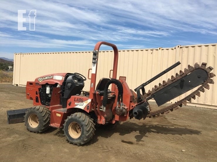 2015-ditch-witch-rt40-image-4