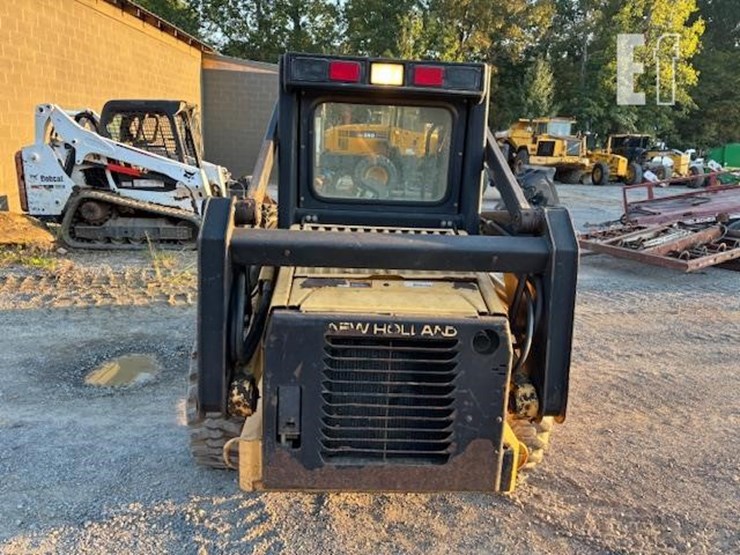 new-holland-lx665-image-5
