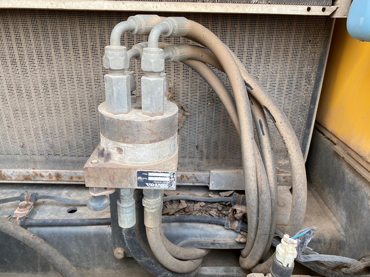 2005-volvo-ec460b-lc-image-55